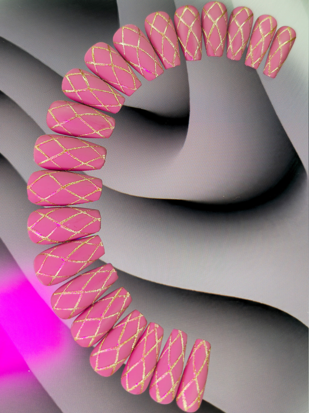 Pink Luxe Quilted Nails – Glamorous &amp; Chic