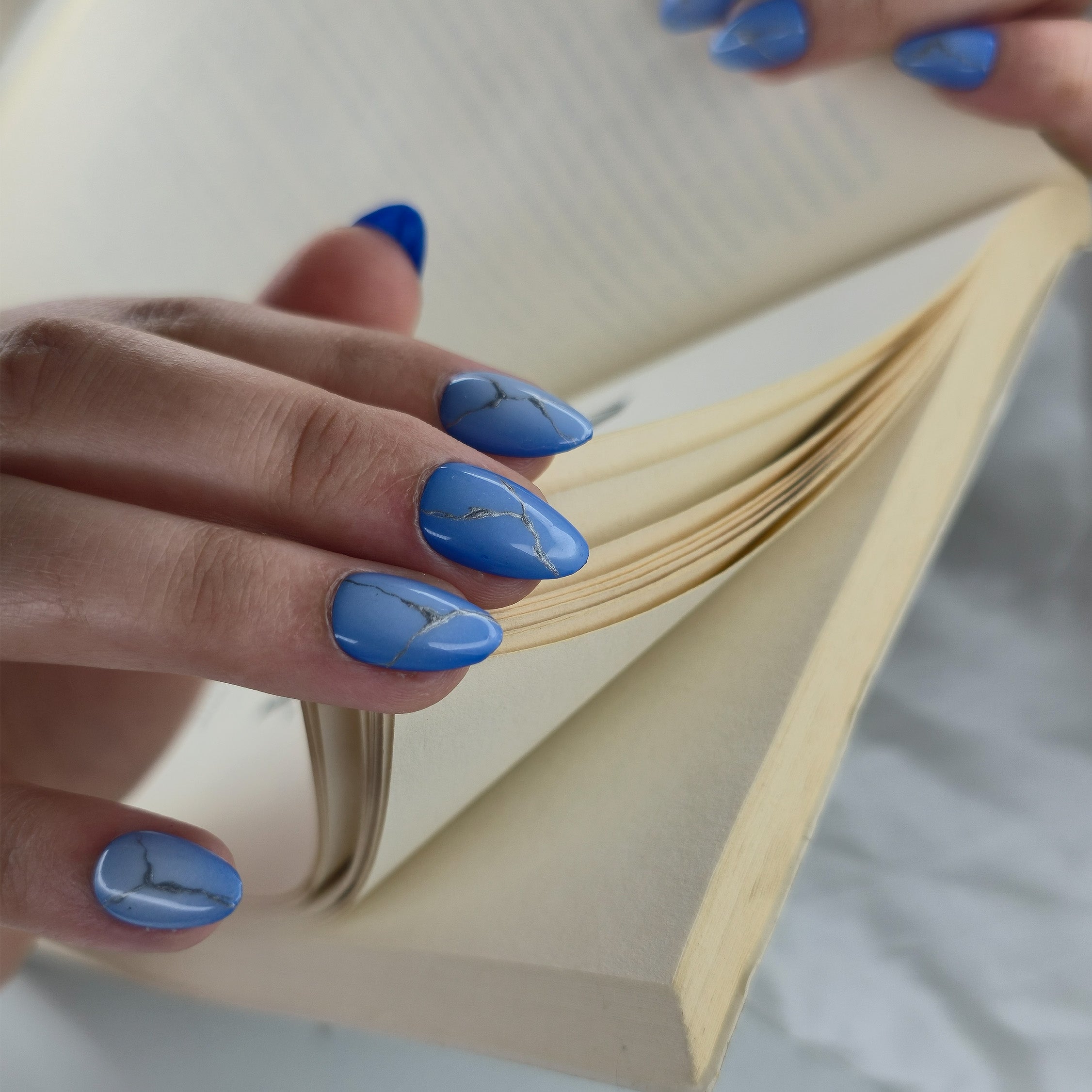 Electric sky Luxury Nail