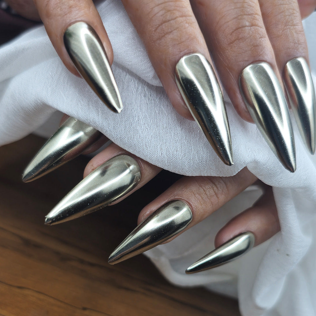 Metallic Claw