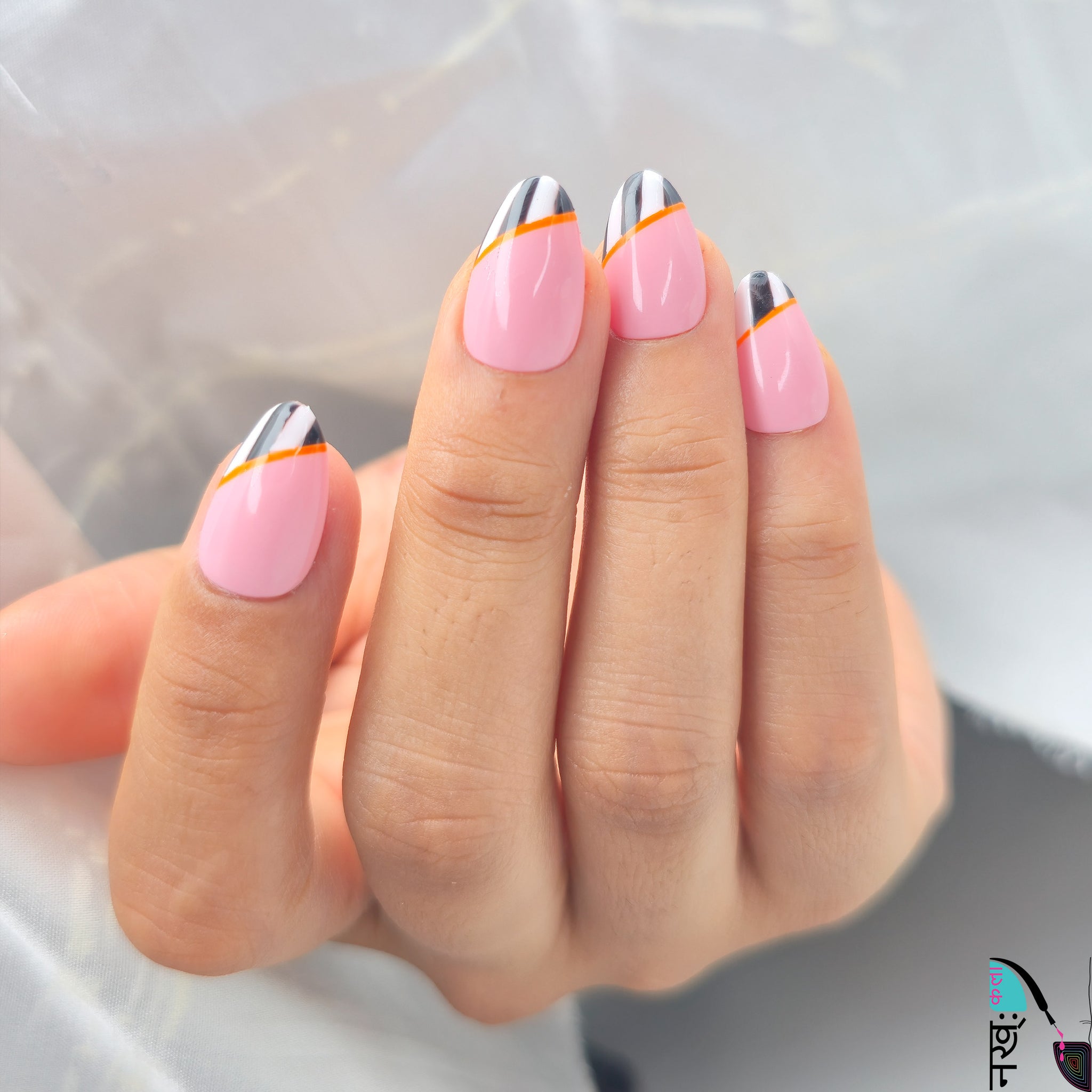 Bold Lines, Brunch Vibes.