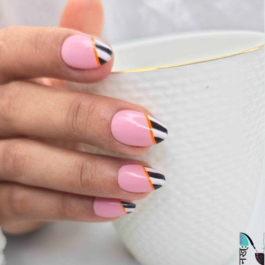 Bold Lines, Brunch Vibes.