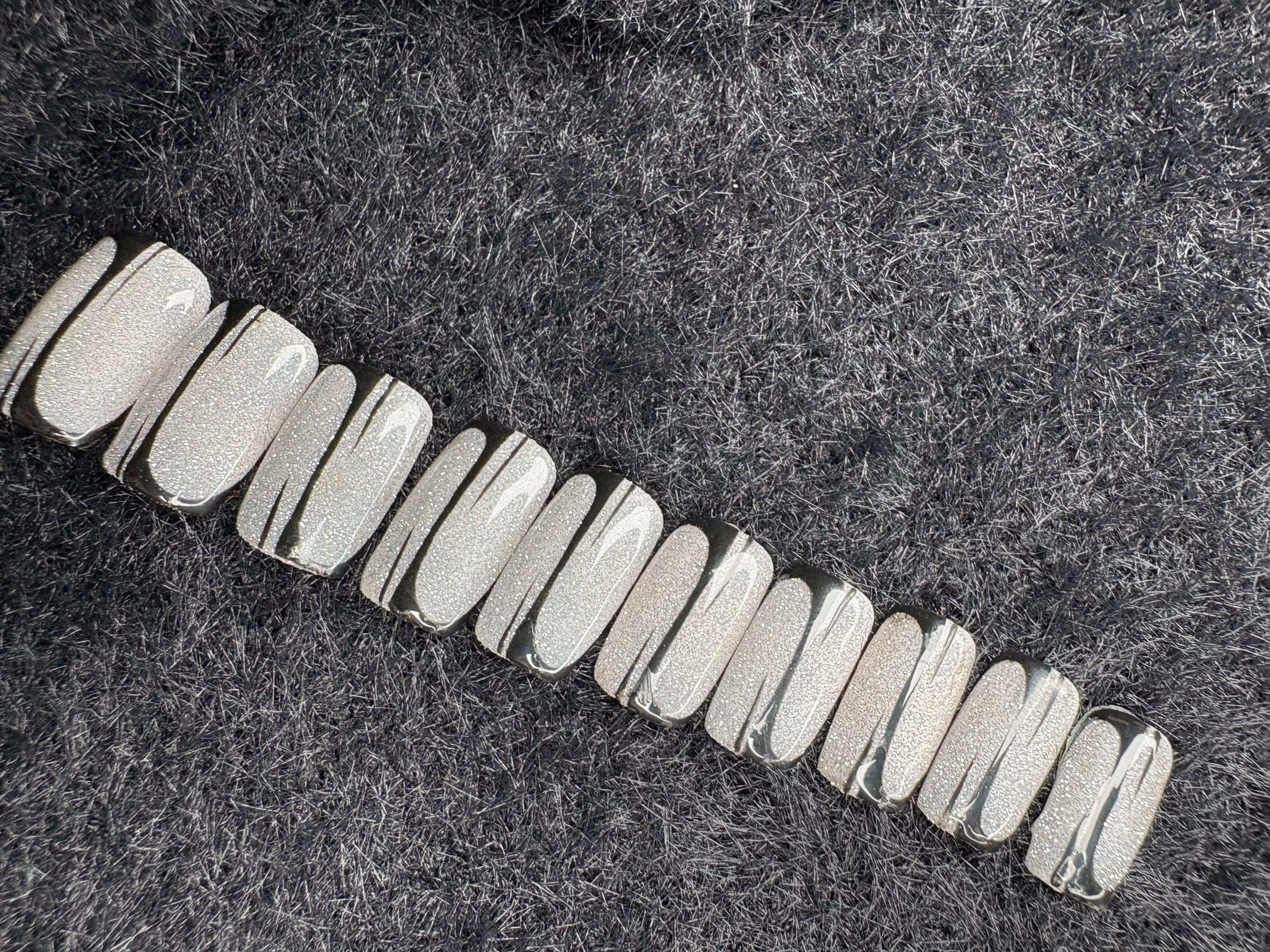 Silver Glitter Wave