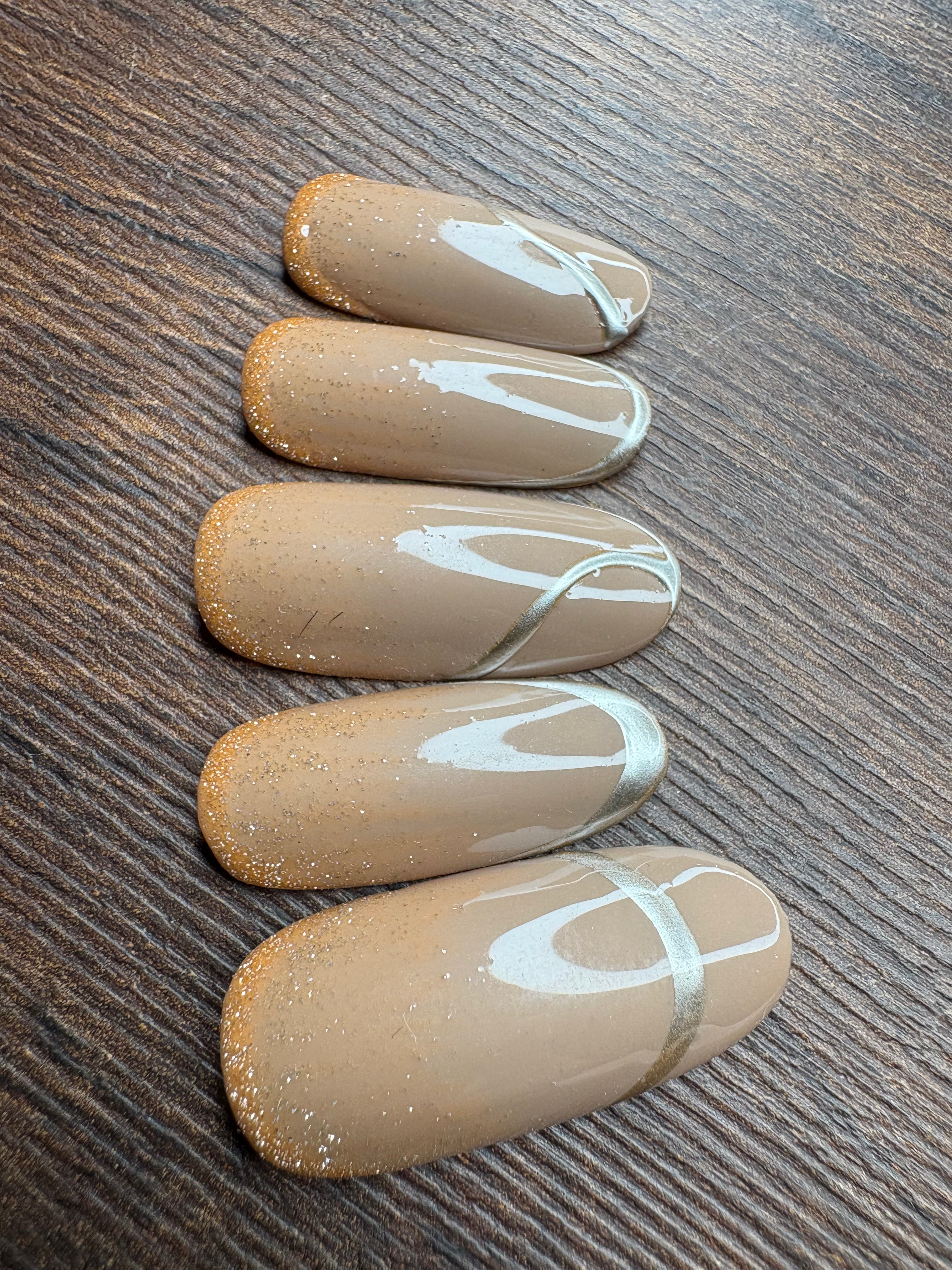 Nude Gold Accent
