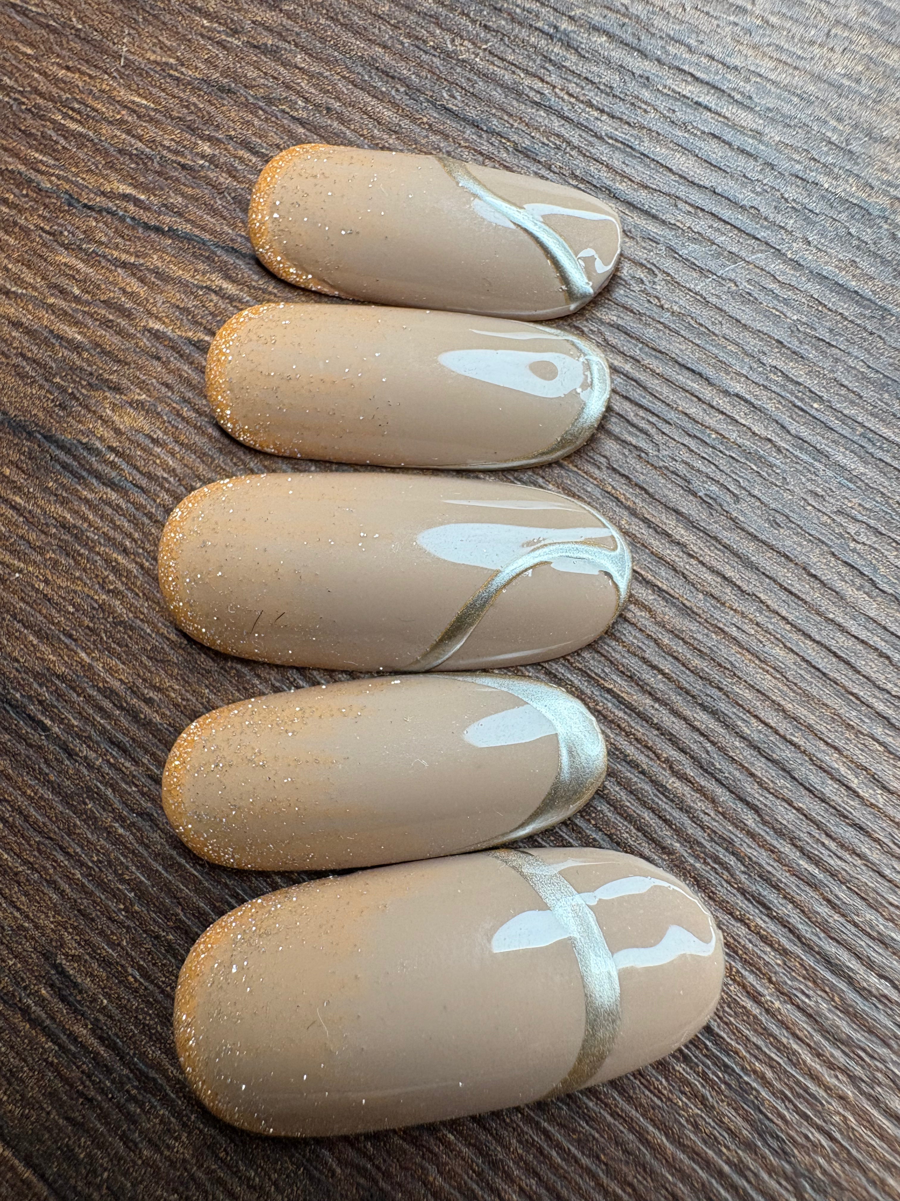 Nude Gold Accent