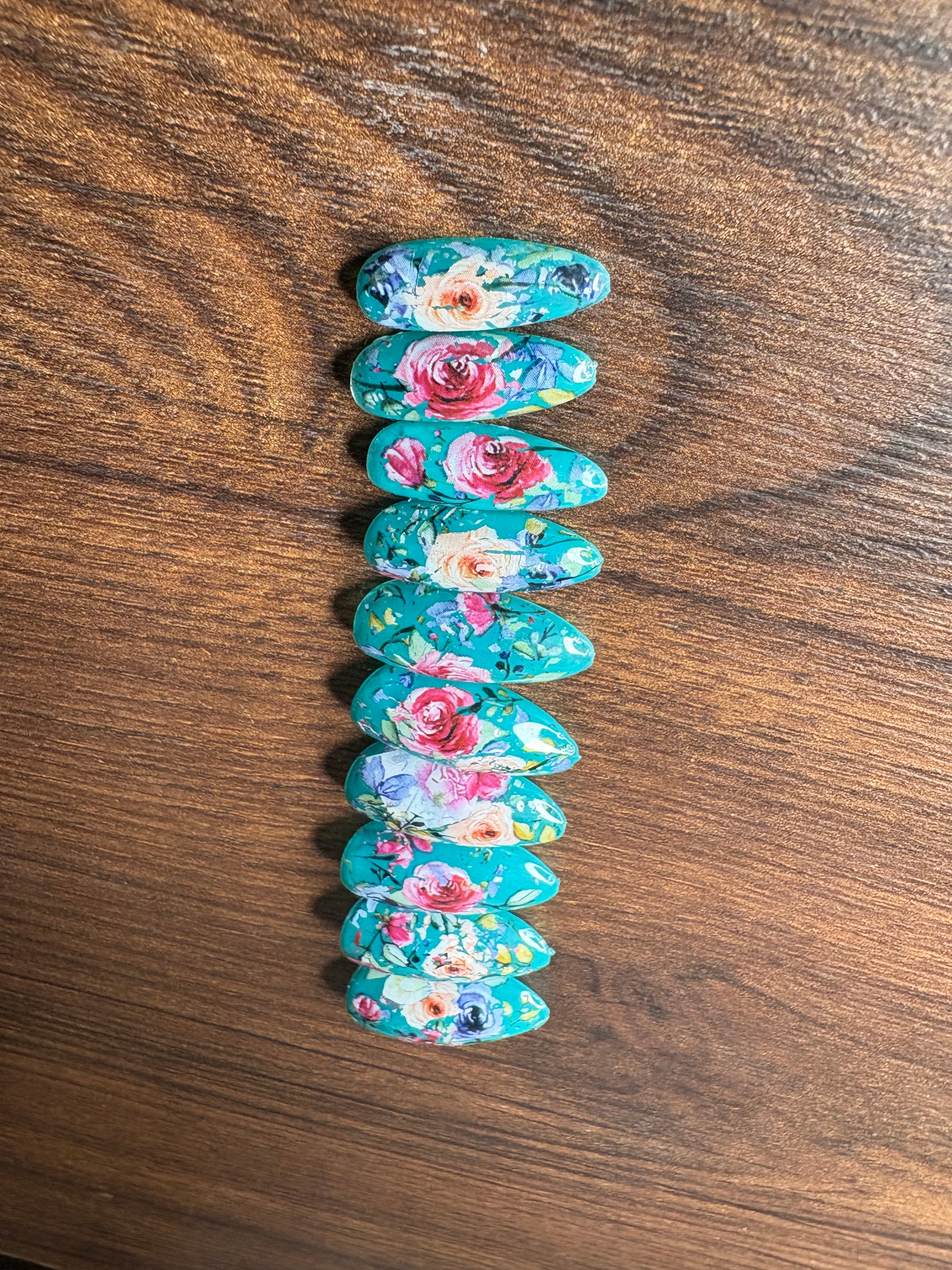 Teal Garden Bloom