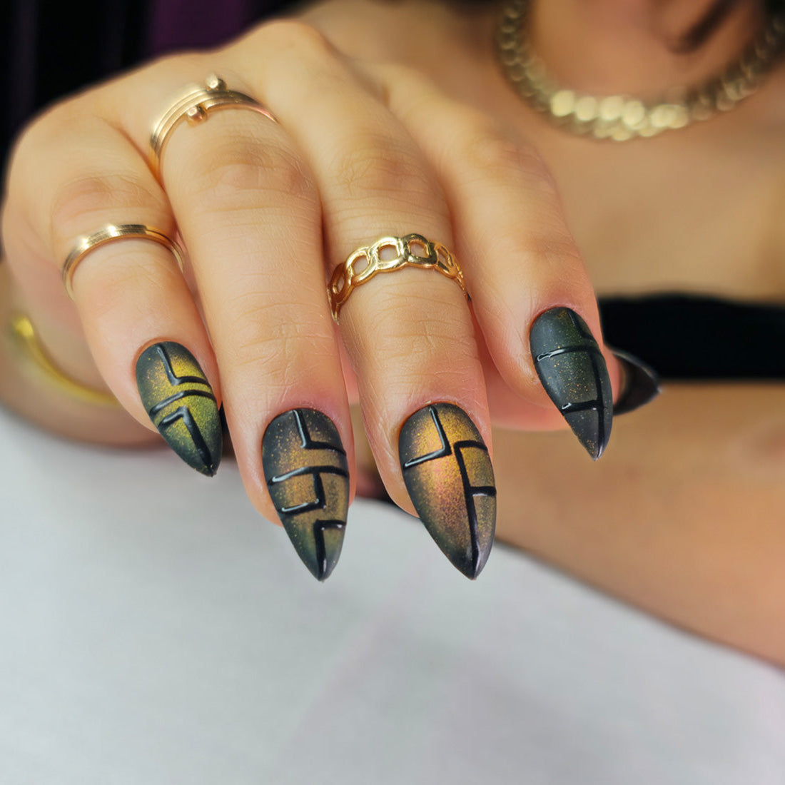 Eclaire Cat Eye
