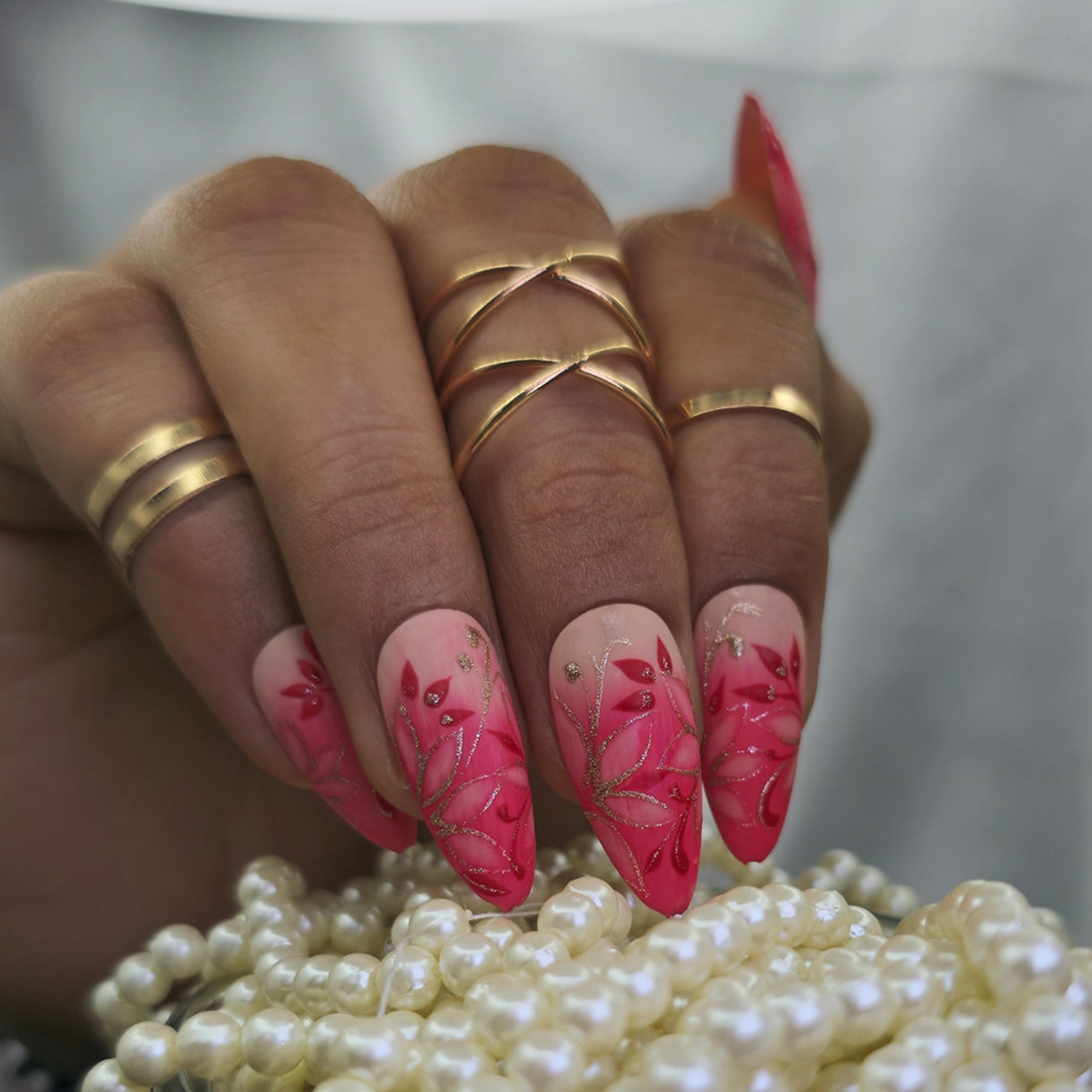 Elegant Pink & Gold Leaf