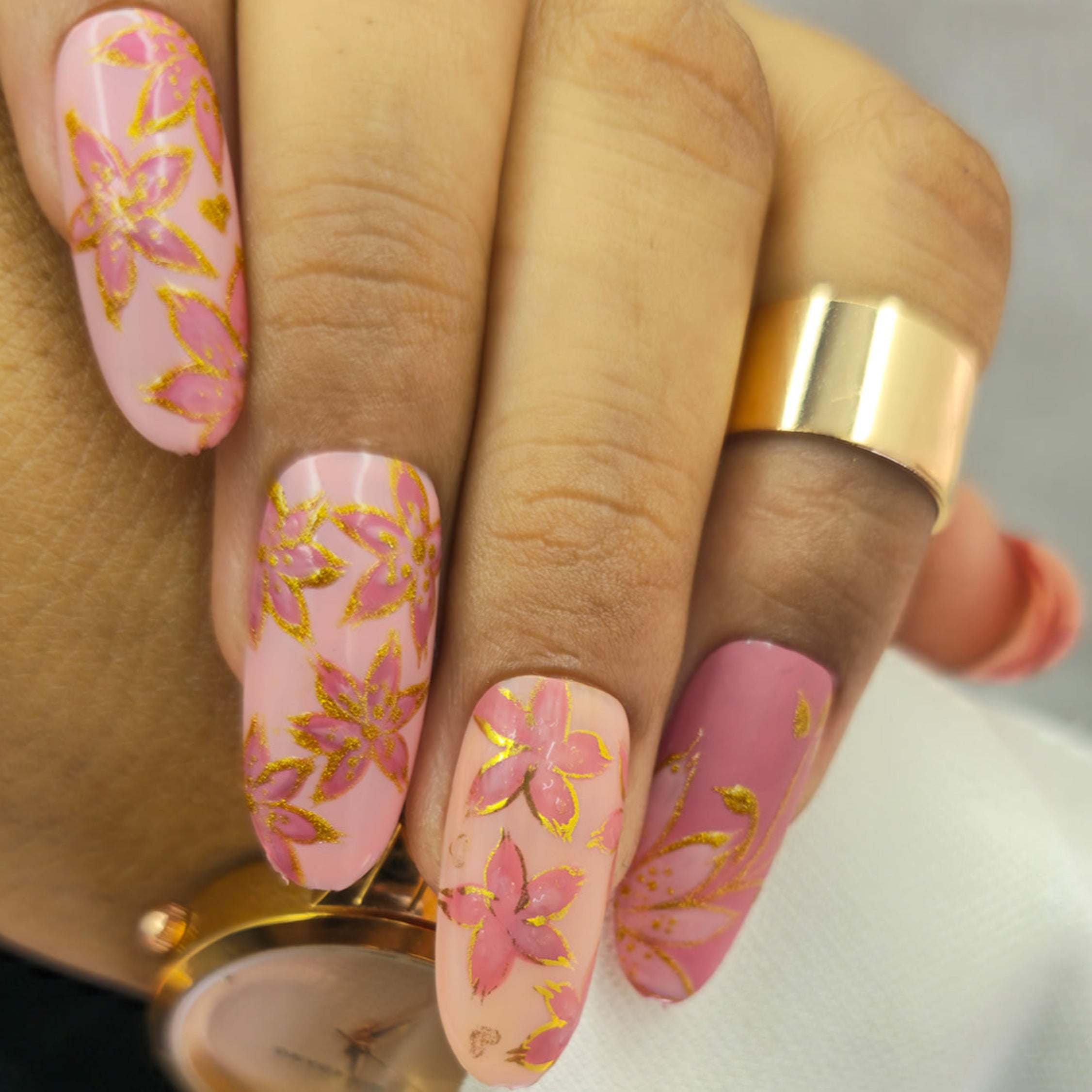 Nude Bloom
