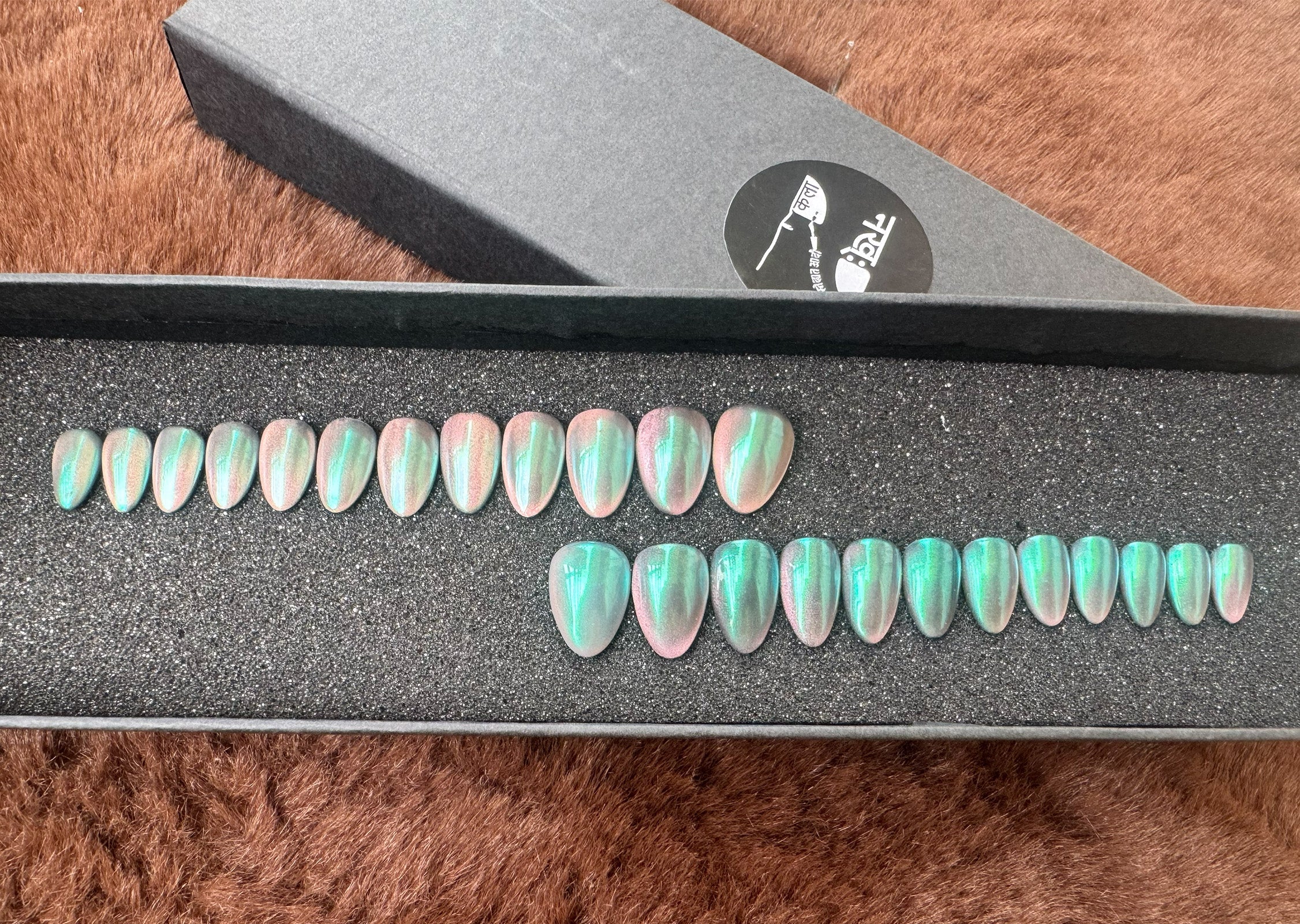 AuraMist Opal